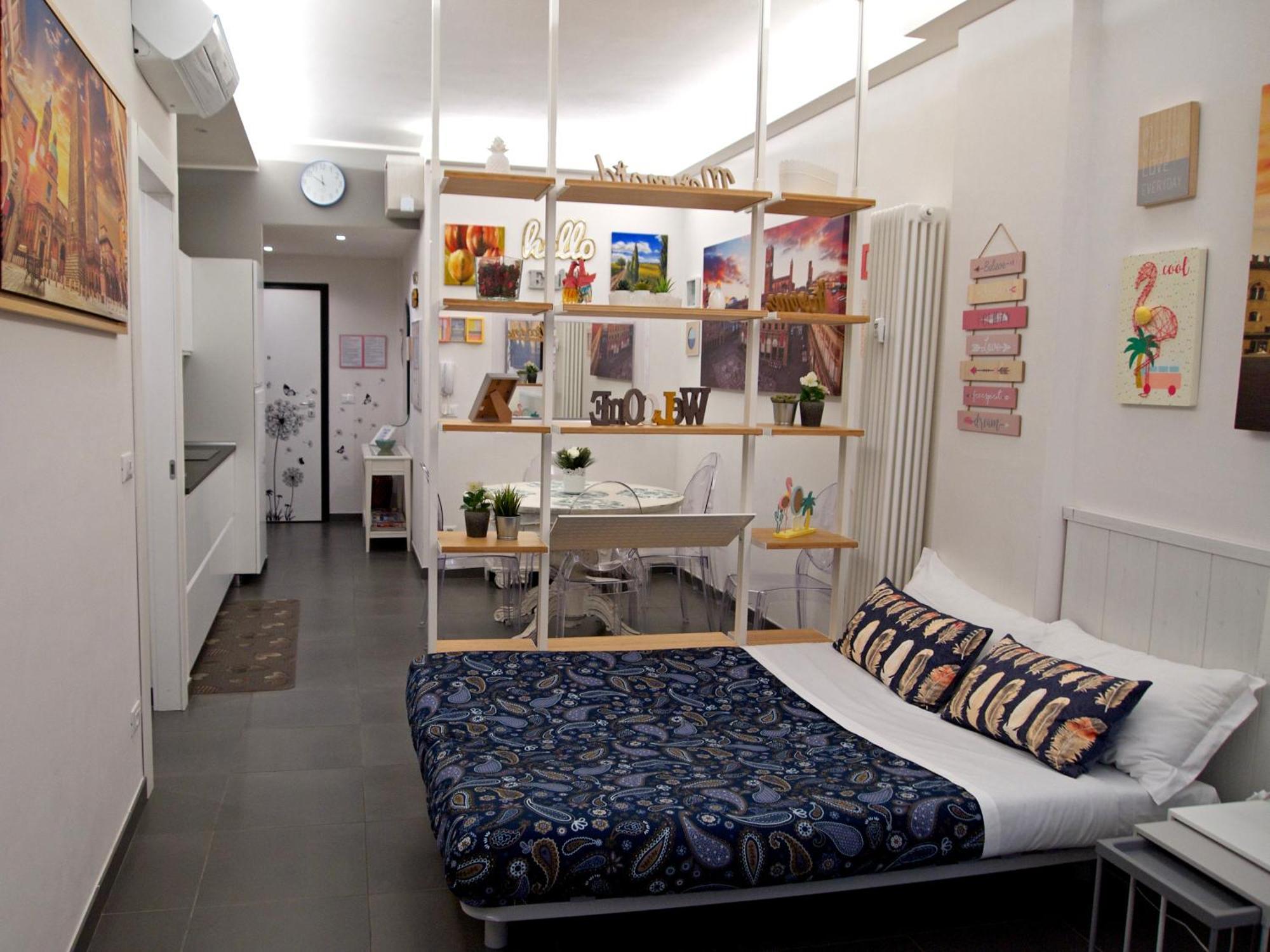 בולוניה Happy Home Bo Centro Free Private Parking מראה חיצוני תמונה