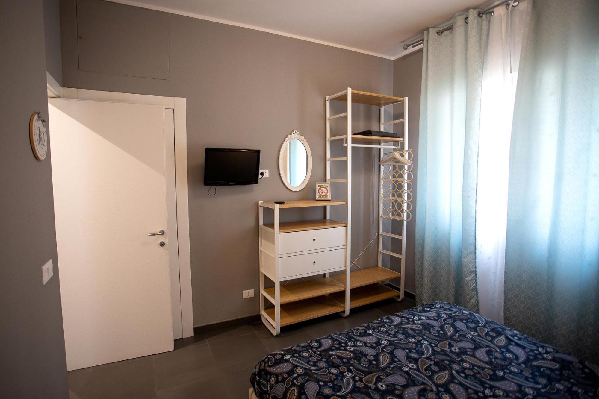 בולוניה Happy Home Bo Centro Free Private Parking מראה חיצוני תמונה